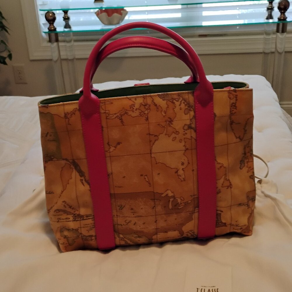 Alviero Martini 1a Classe Handbag NWT - Picture 2 of 4